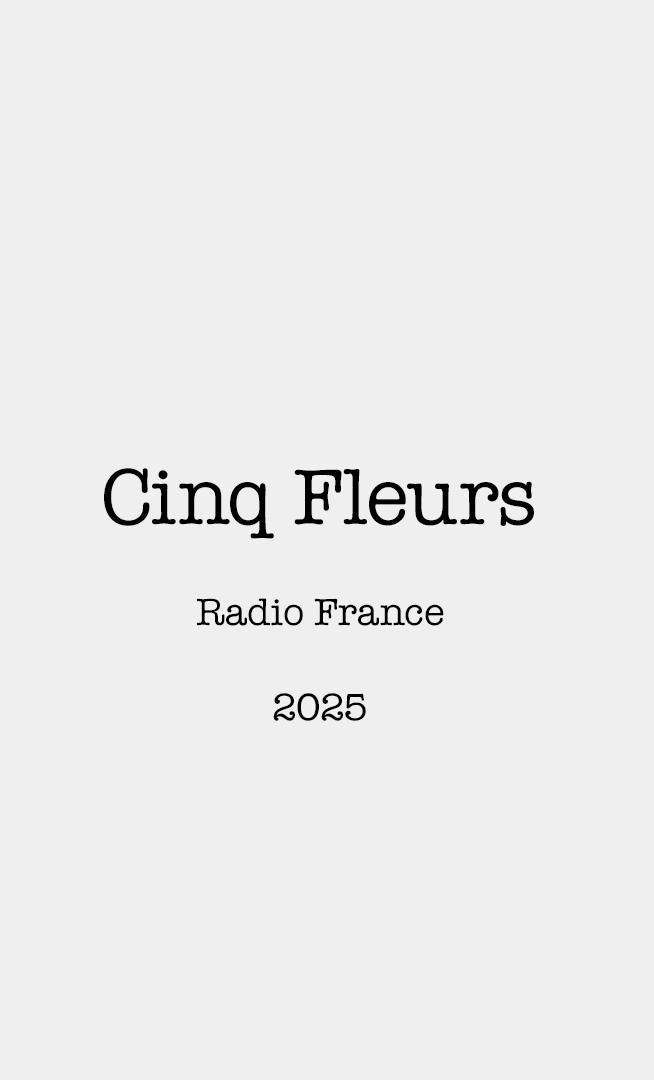 Cinq fleurs